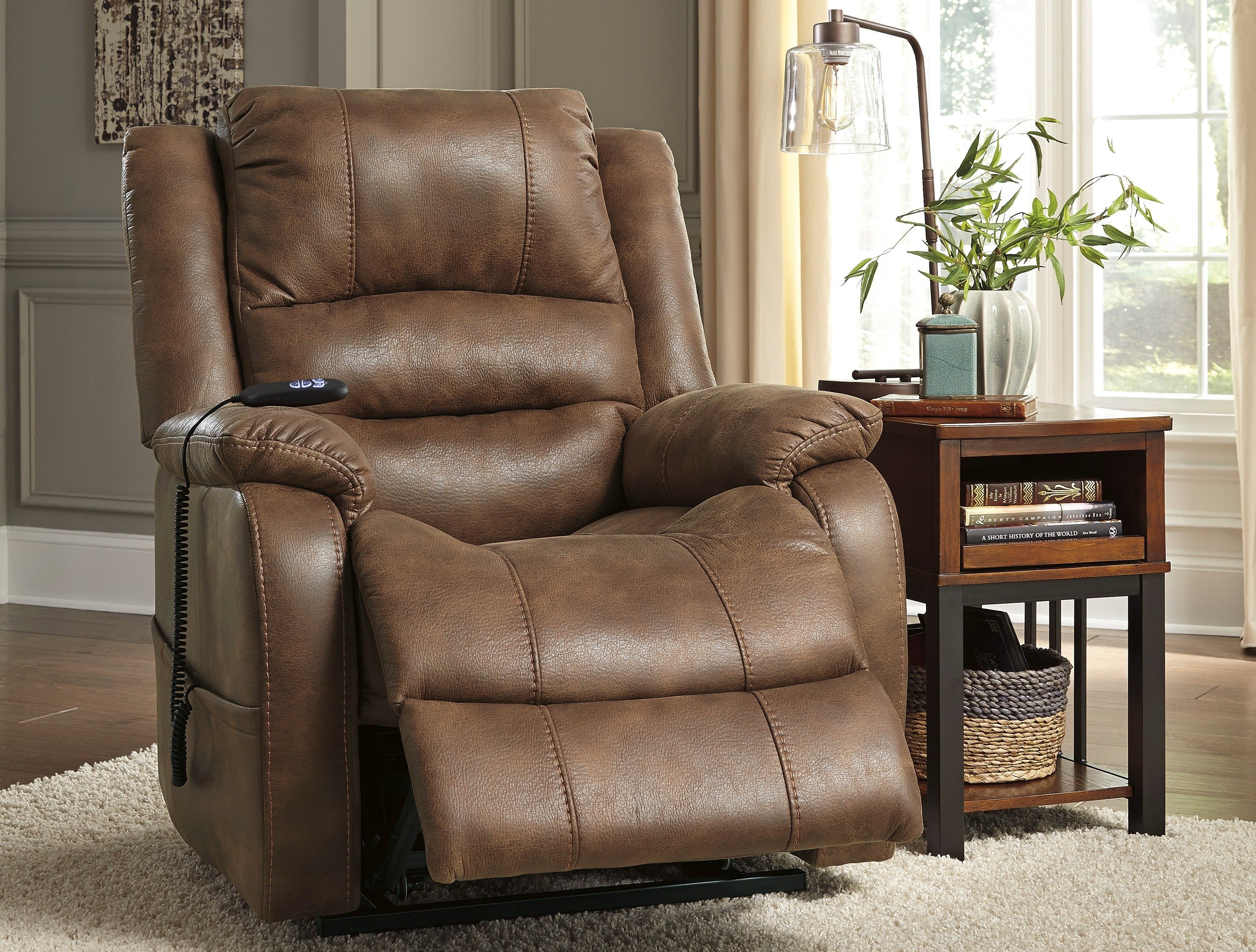 How to Pick the Perfect Living Room Chair